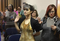 Attendees-take-the-Power-of-Zero-Pledge-safe-driving