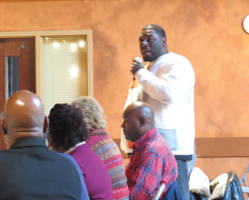 Marshall Harley presenting his idea for Green Source Juice Bar Café and Lounge. (Photo by Karen Stokes)