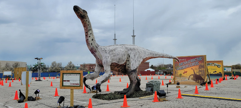 They Re Alive Drive Thru Dinosaur Exhibit Arrives At The Wisconsin State Fair Park Milwaukee Courier Weekly Newspaper